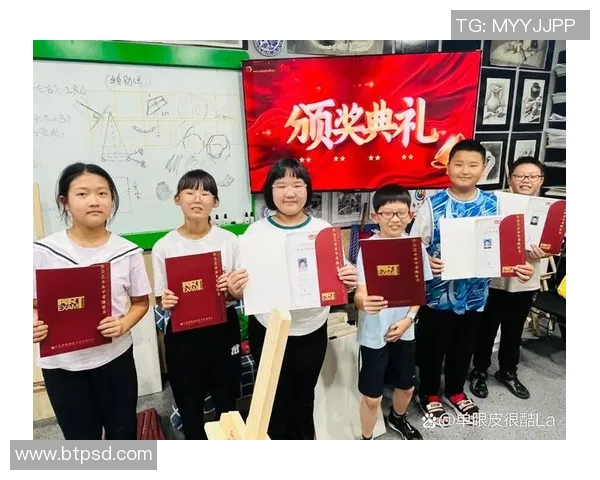 荣耀时刻冠军奖杯展示活动盛典邀您共同见证辉煌成就与梦想的交汇