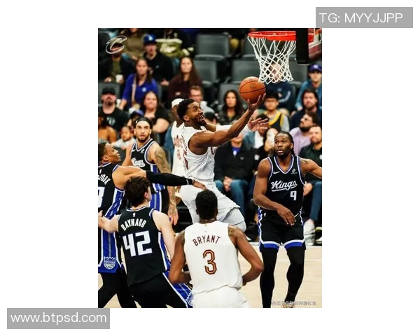 火箭胜马刺！哈登三节30+抢下胜利，赛季最强表现再现